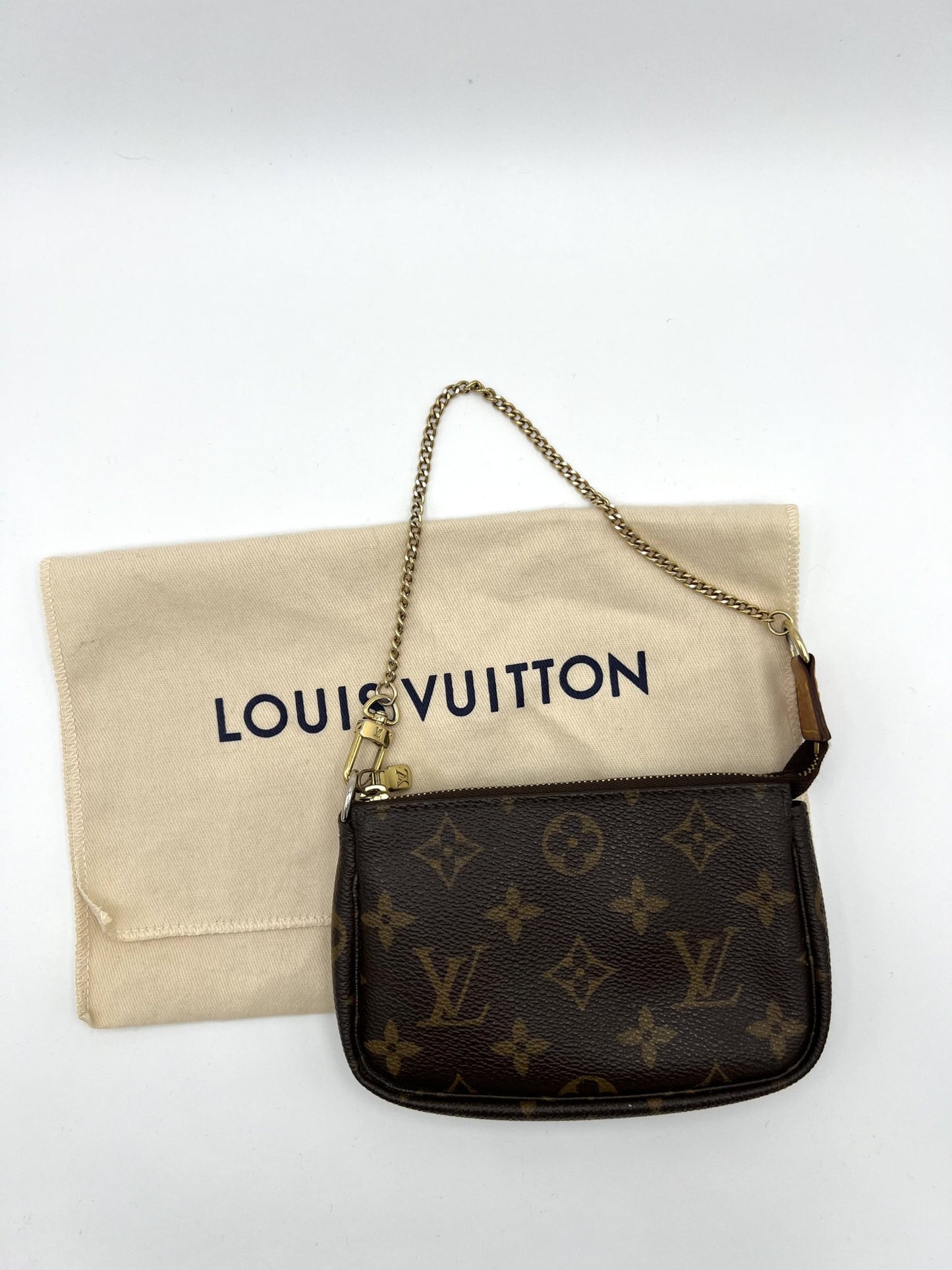 Mini pochette accessoire Louis Vuitton