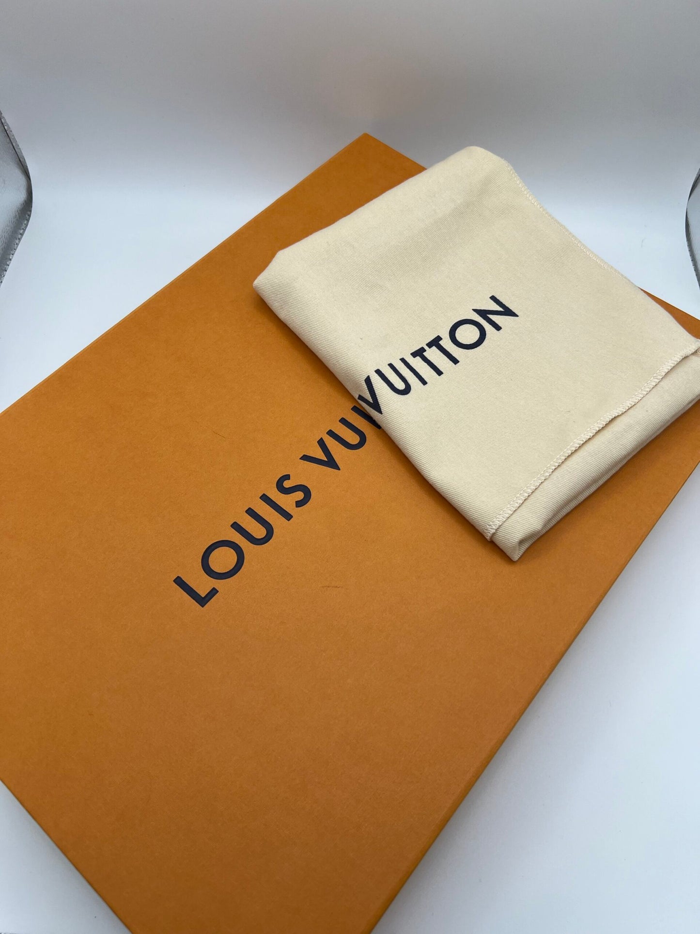 Trousse Toilette Louis Vuitton