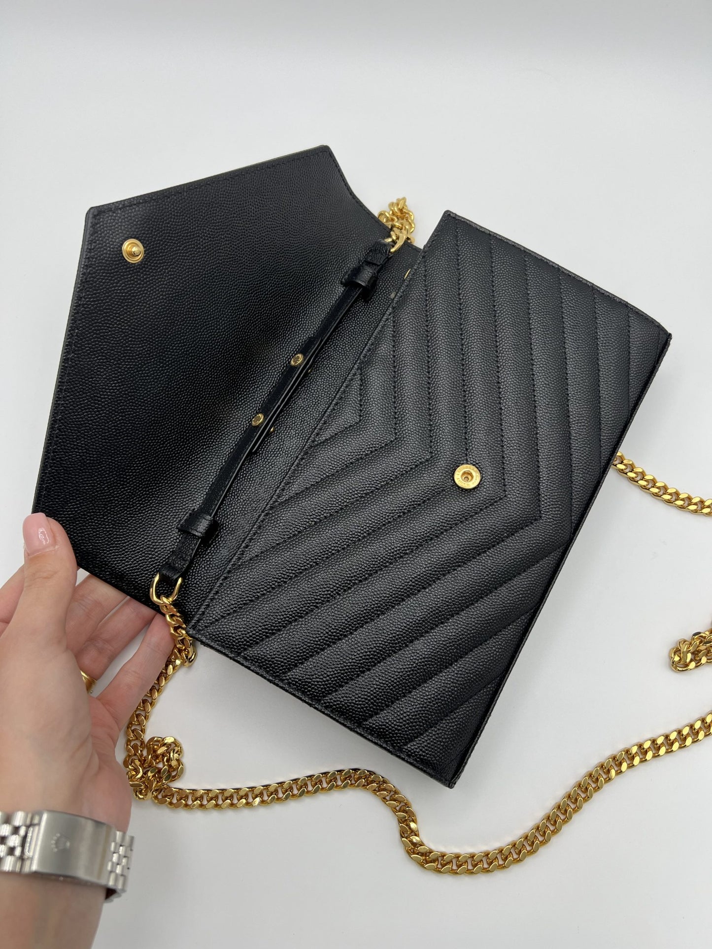 Pochette Cassandre Saint Laurent