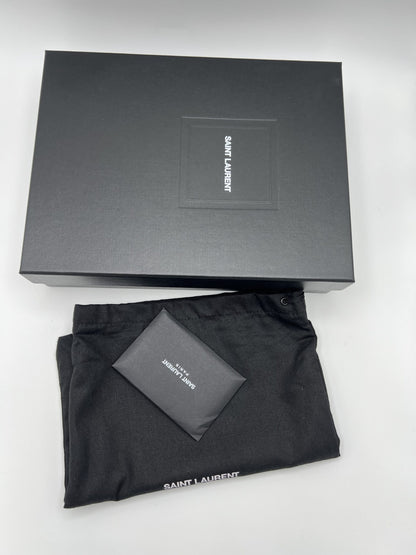 Pochette Cassandre Saint Laurent